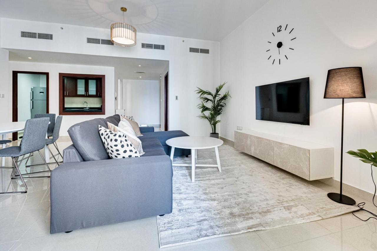 2 Bd In Bahar Jbr Apartment Dubai