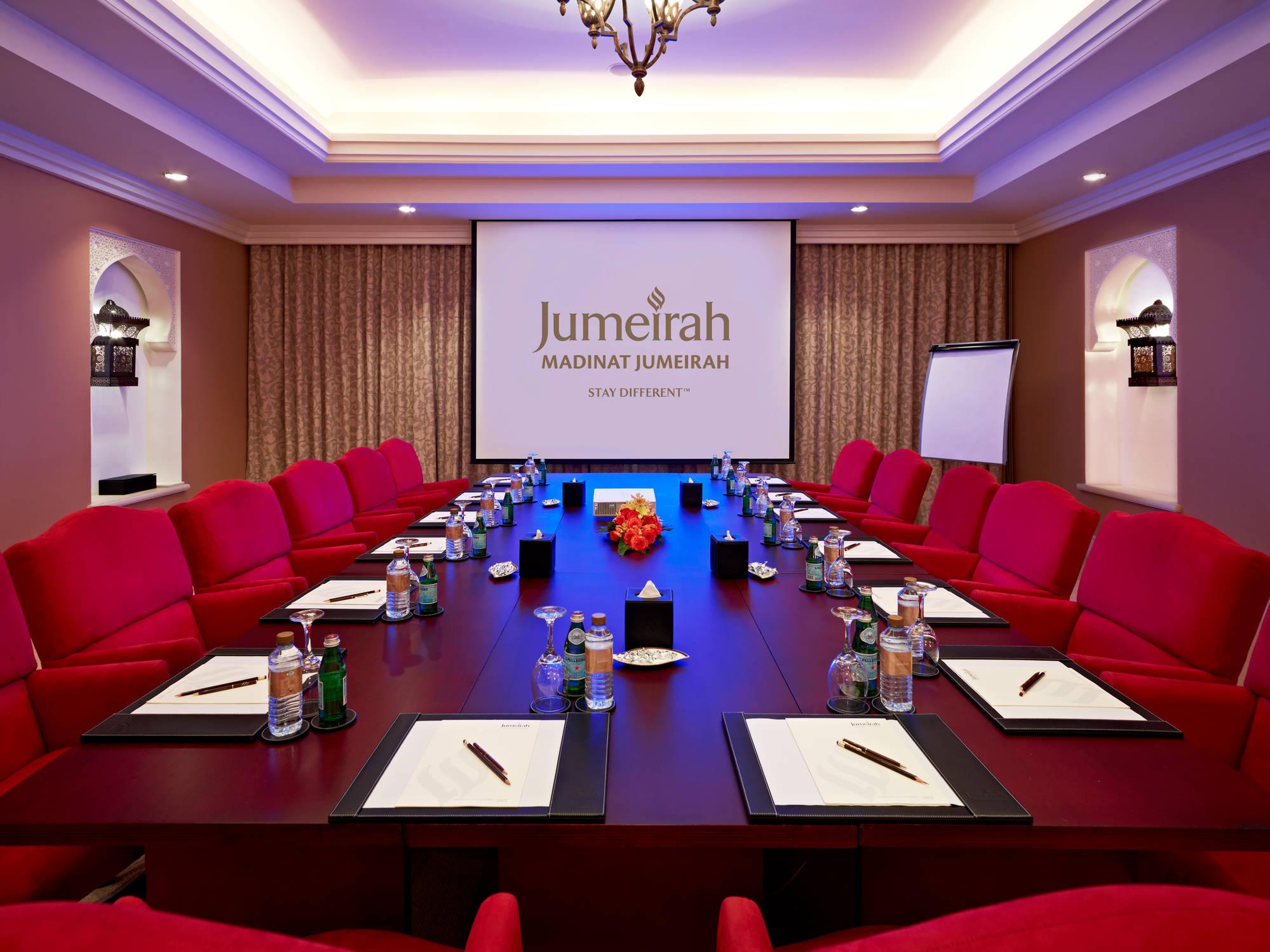 Jumeirah Mina Al Salam 5*