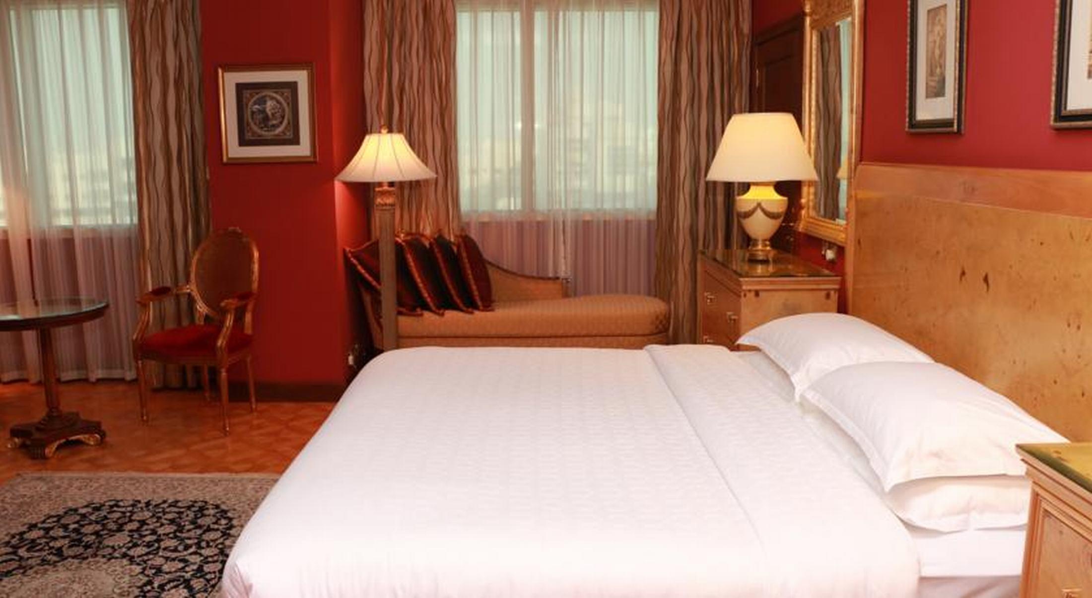 Grand Excelsior Deira Hotel 4*