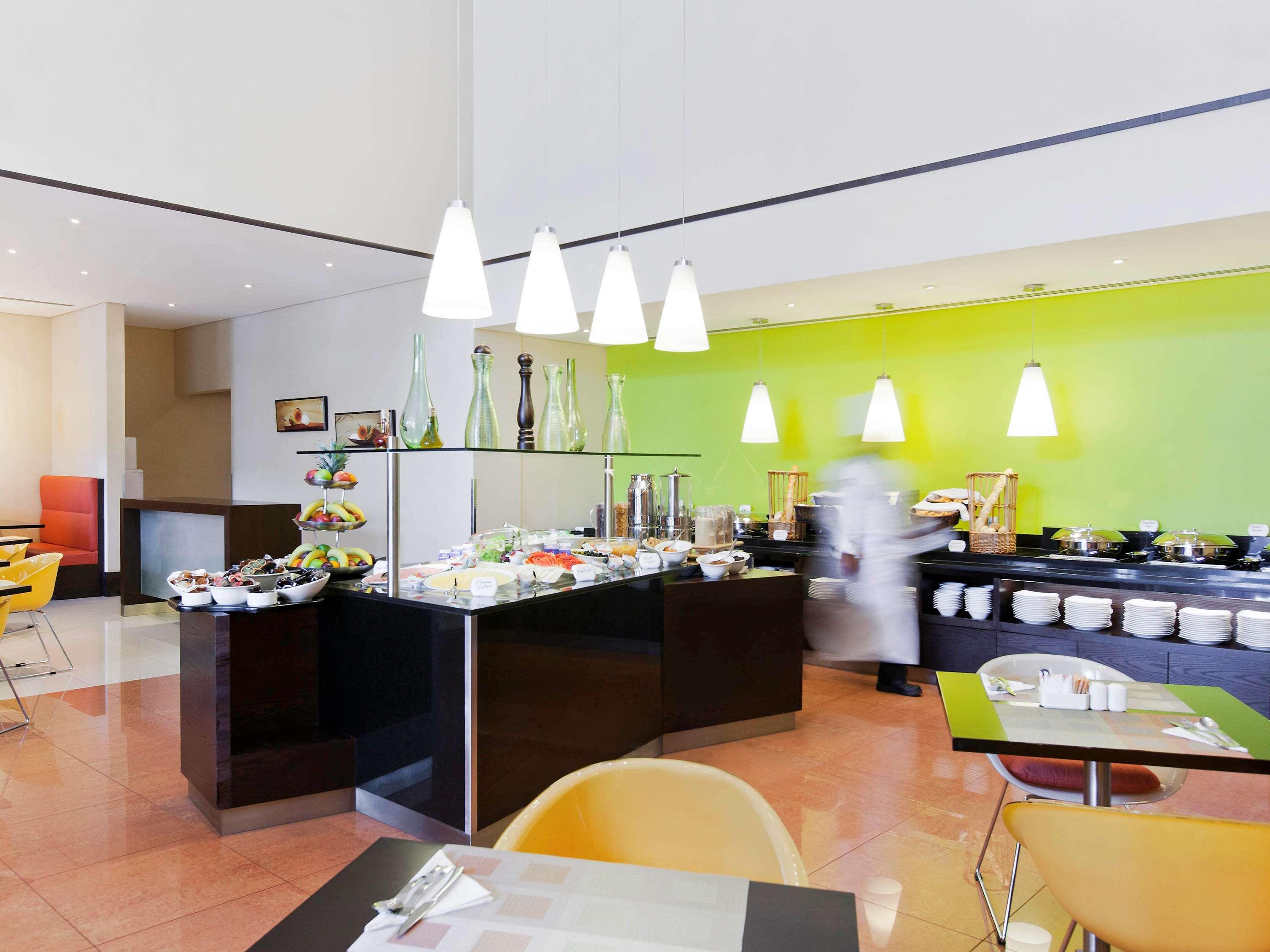 Ibis Dubai Al Rigga Hotel 3*