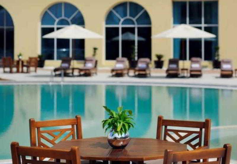 Hotel Millennium Lakeview Formerly Copthorne Lakeview 4*
