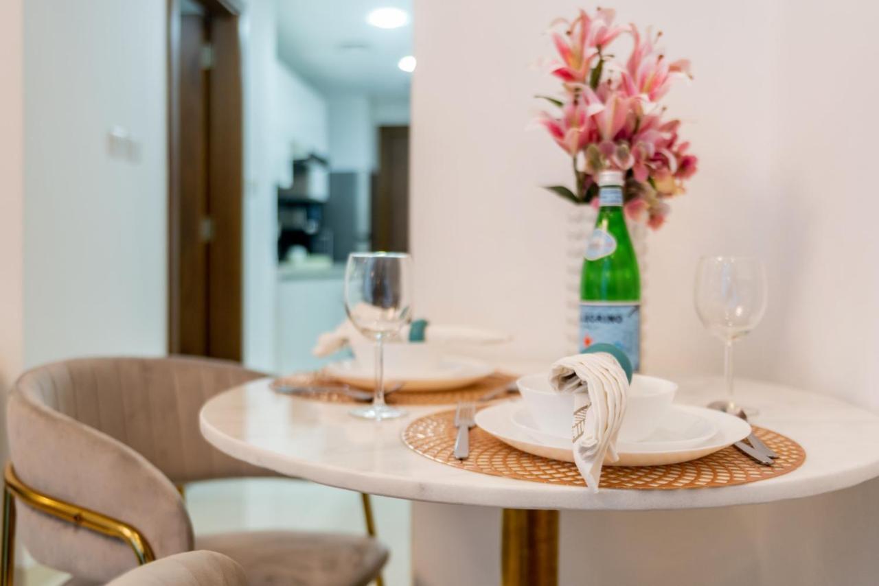 The Smart Concierge - Waves By Kasco Apartment