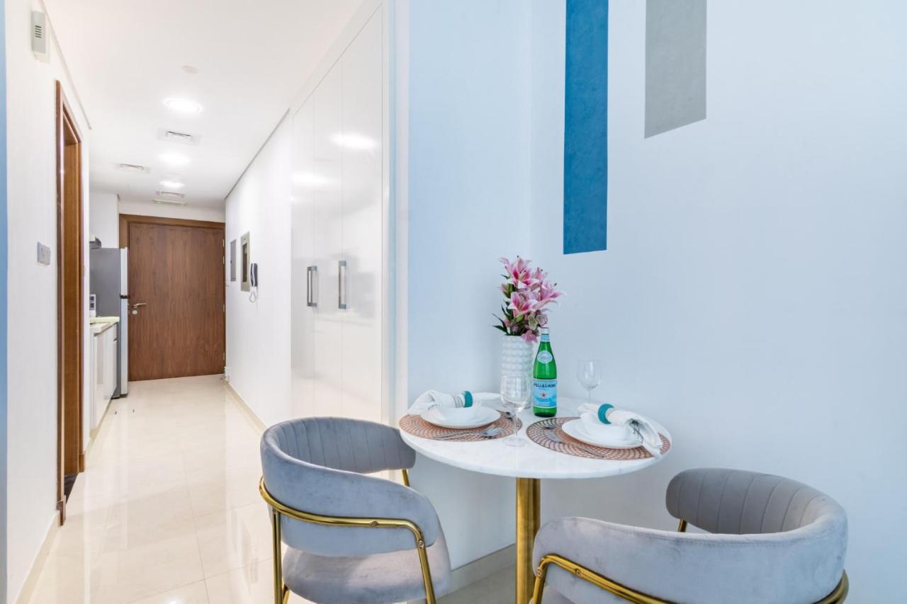 The Smart Concierge - Waves By Kasco