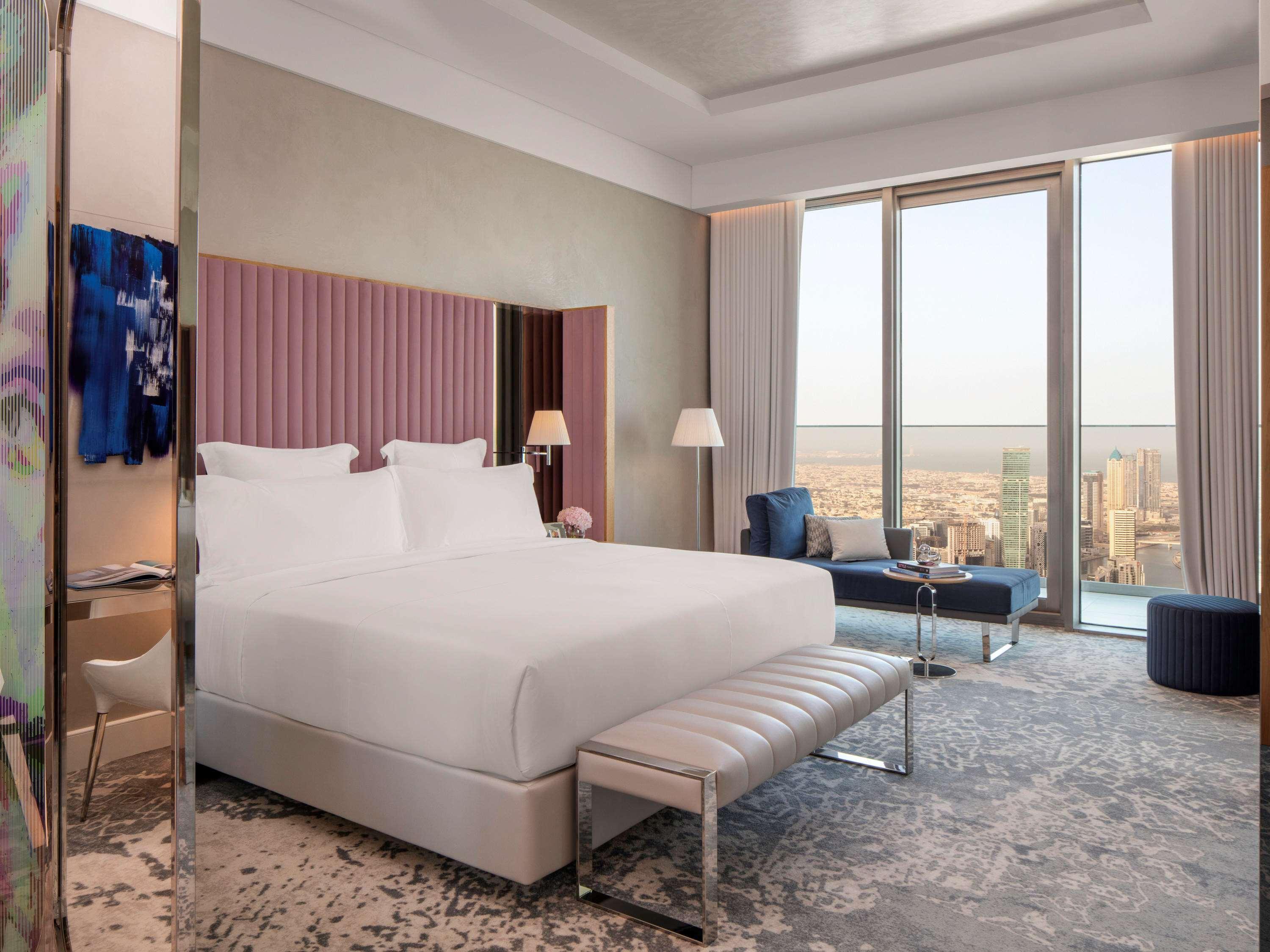 Hotel Sls & Residences