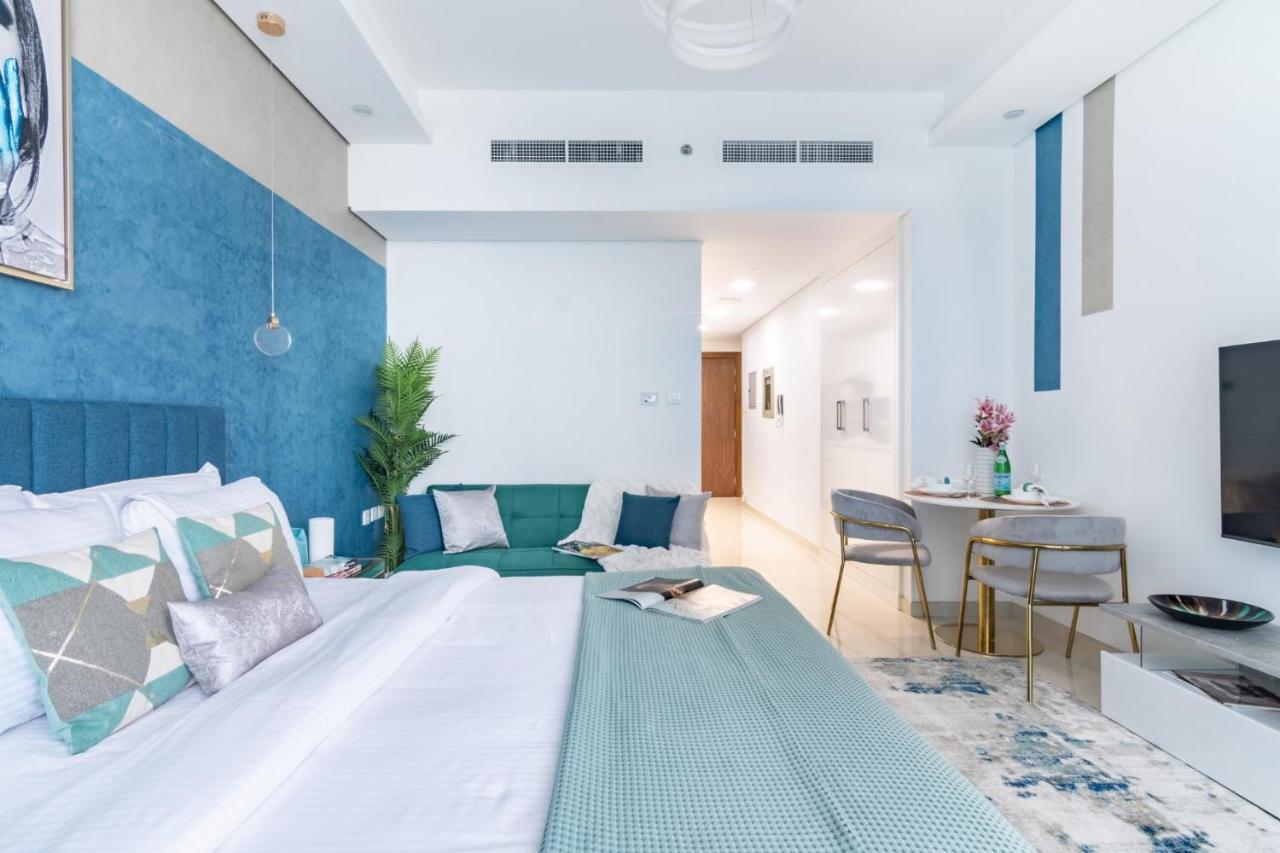 The Smart Concierge - Waves By Kasco Apartment Dubai