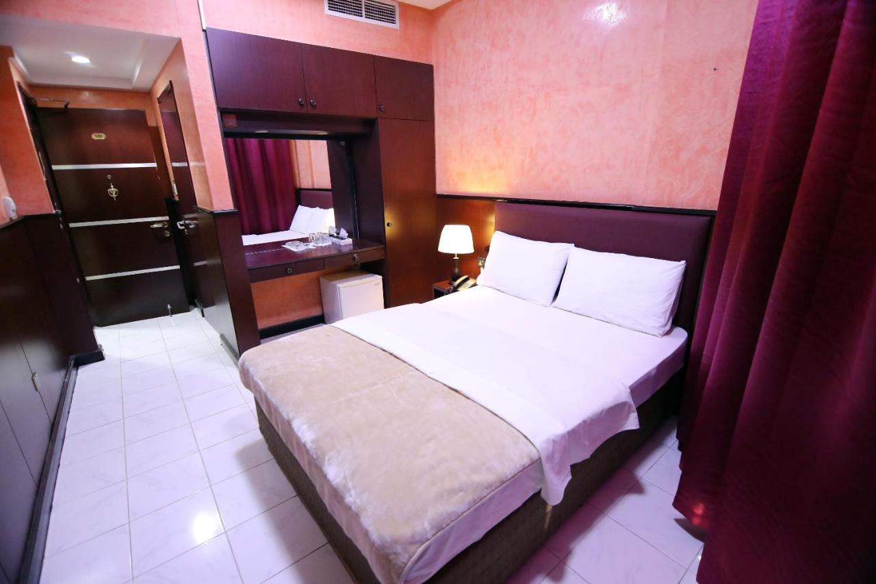 Hotel Oyo 912 Tanha *
