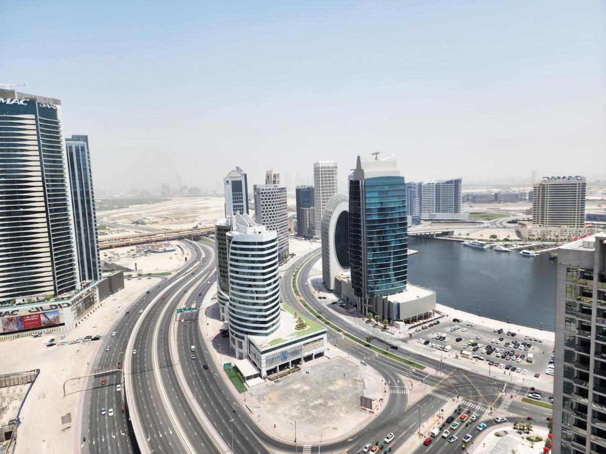 Rh- Modern Elegance 2br, Prime Location, Walk To Mall Dubai