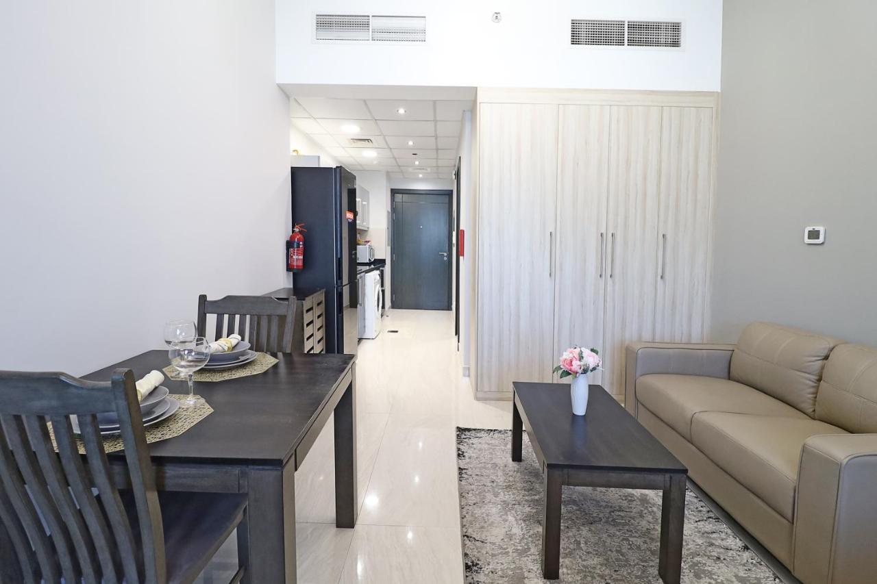 Apartment Large And Complete I Near Mall Dubai
