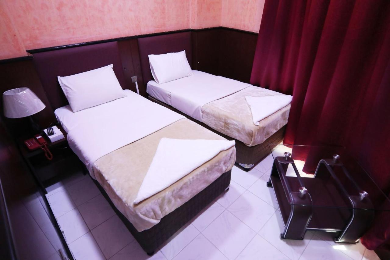 Hotel Oyo 912 Tanha Dubai