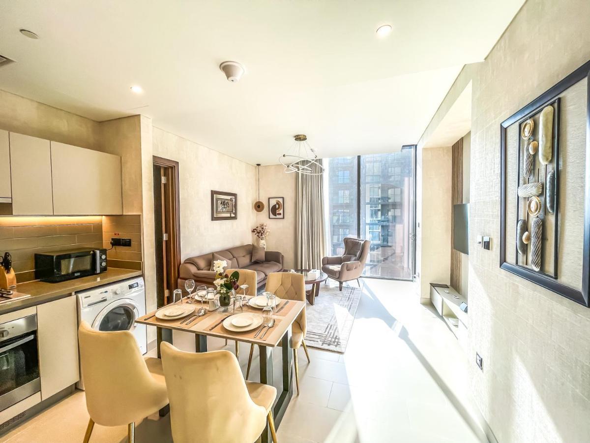 By Latinem Luxury 2 Bedroom Cv B2508 Near Burj Khalifa Apartment Dubai