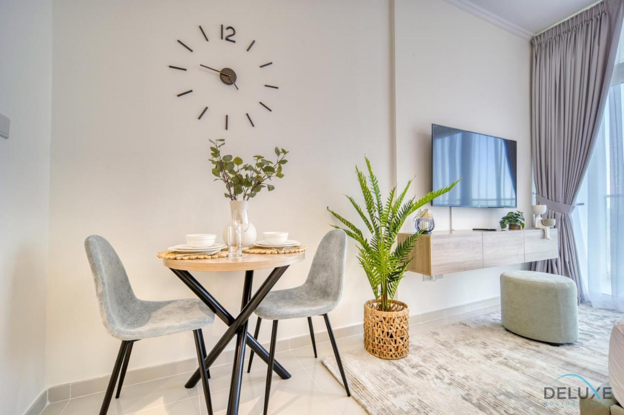 Calm At Carson C Damac Hills Dubailand By Deluxe Homes Apartment
