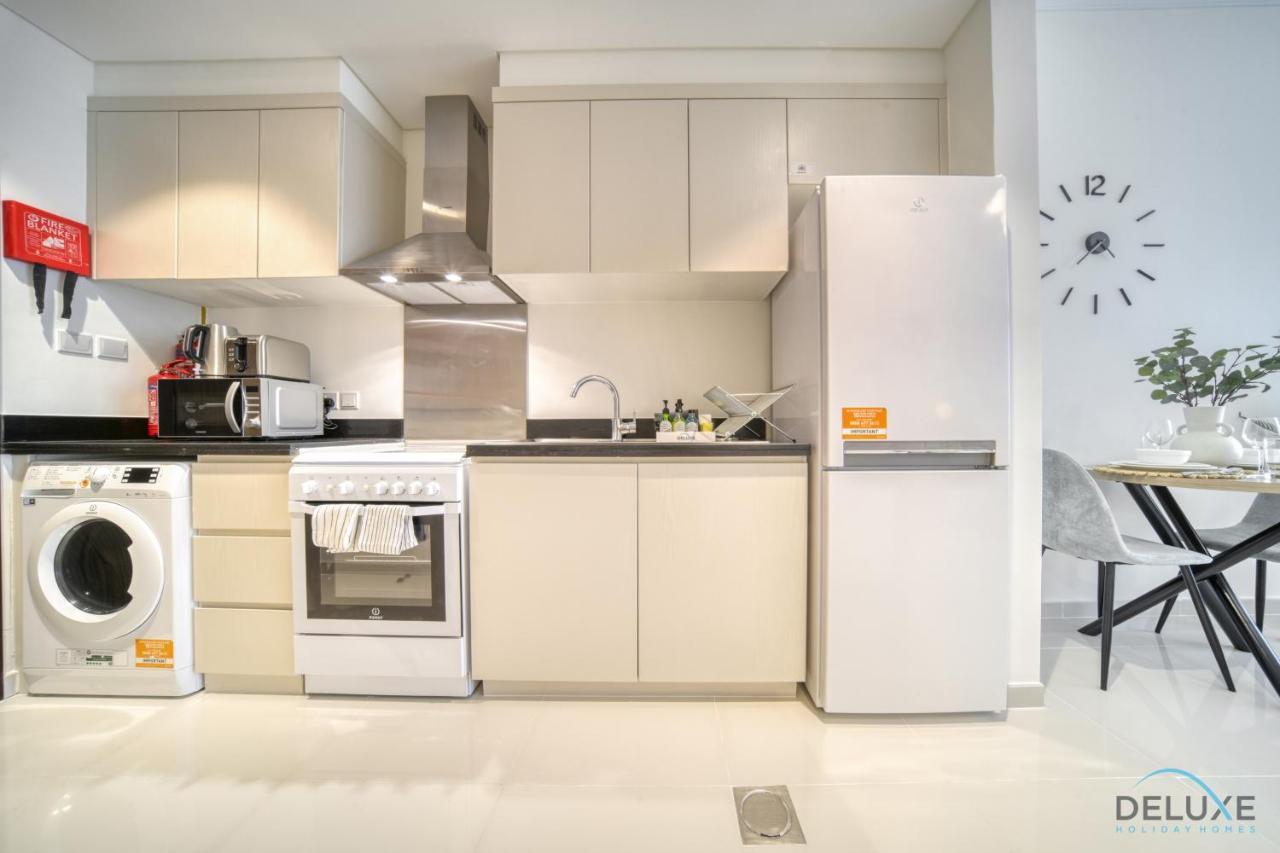 Calm At Carson C Damac Hills Dubailand By Deluxe Homes Apartment