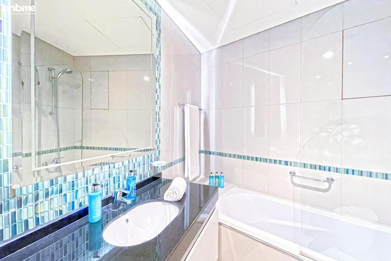 Bnbmehomes - Charming 2br In Marina With Sea View -1901