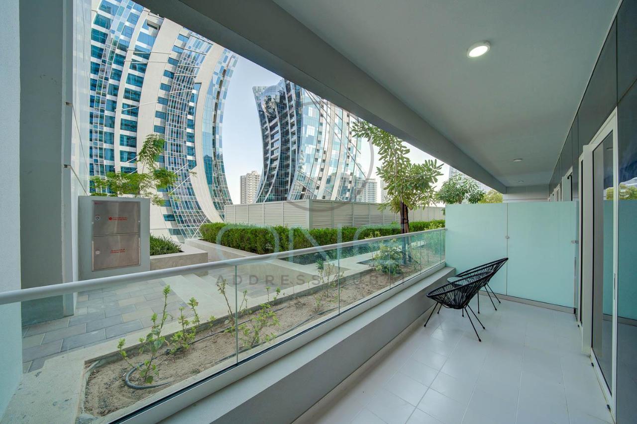 Brand New Stylish 1br With Canal View Unit 410 * Dubai