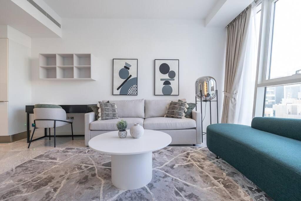 Cosmopolitan With Burj Khalifa View Apartment