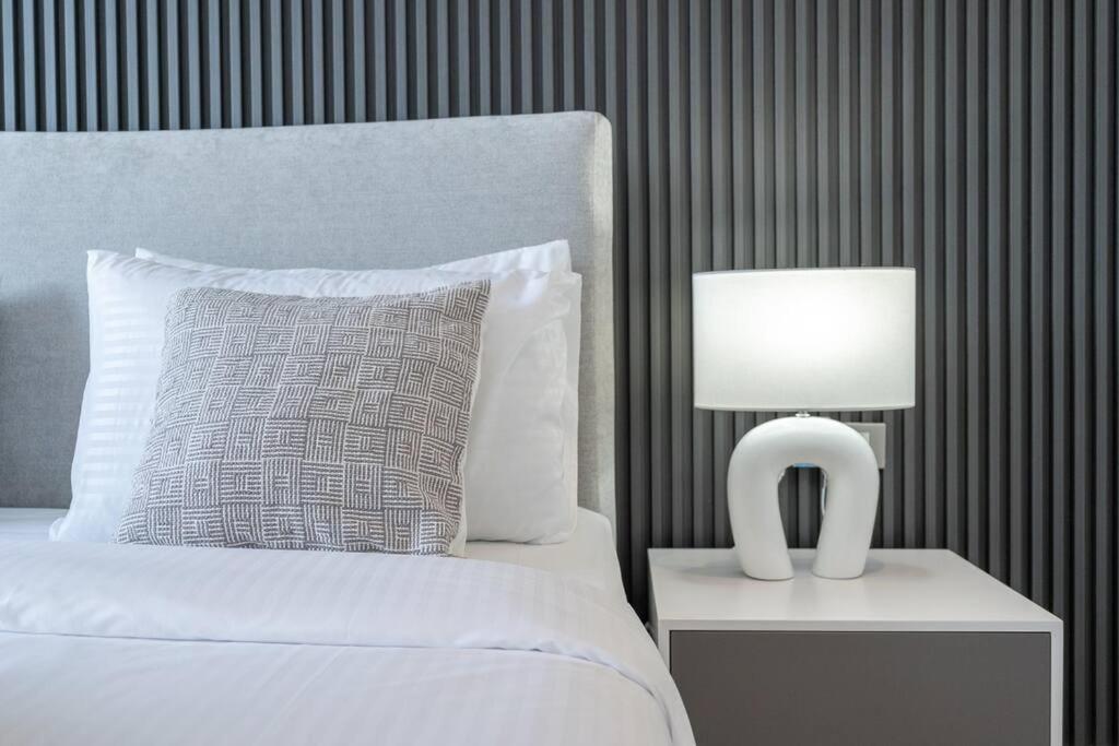 Apartment Cosmopolitan With Burj Khalifa View Dubai