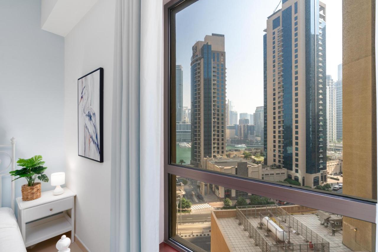 Ultimate / 7 Beds / Sea, Jbr And Ain Views / 3 Min Walk To Jbr / Large Families Or Groups / Perfect Vacation Destination *