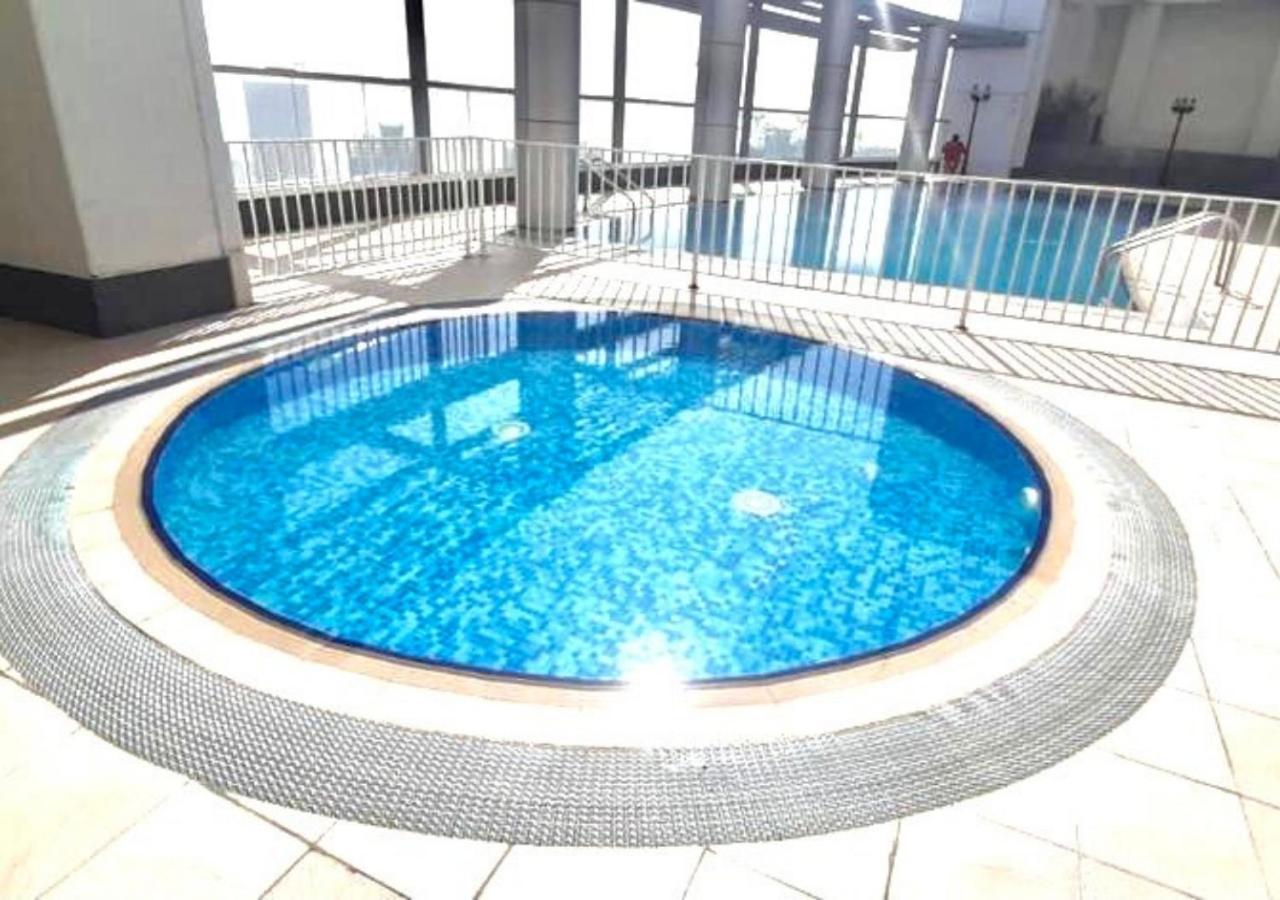 Apartment Rh- Modern Elegance 2br, Prime Location, Walk To Mall Dubai