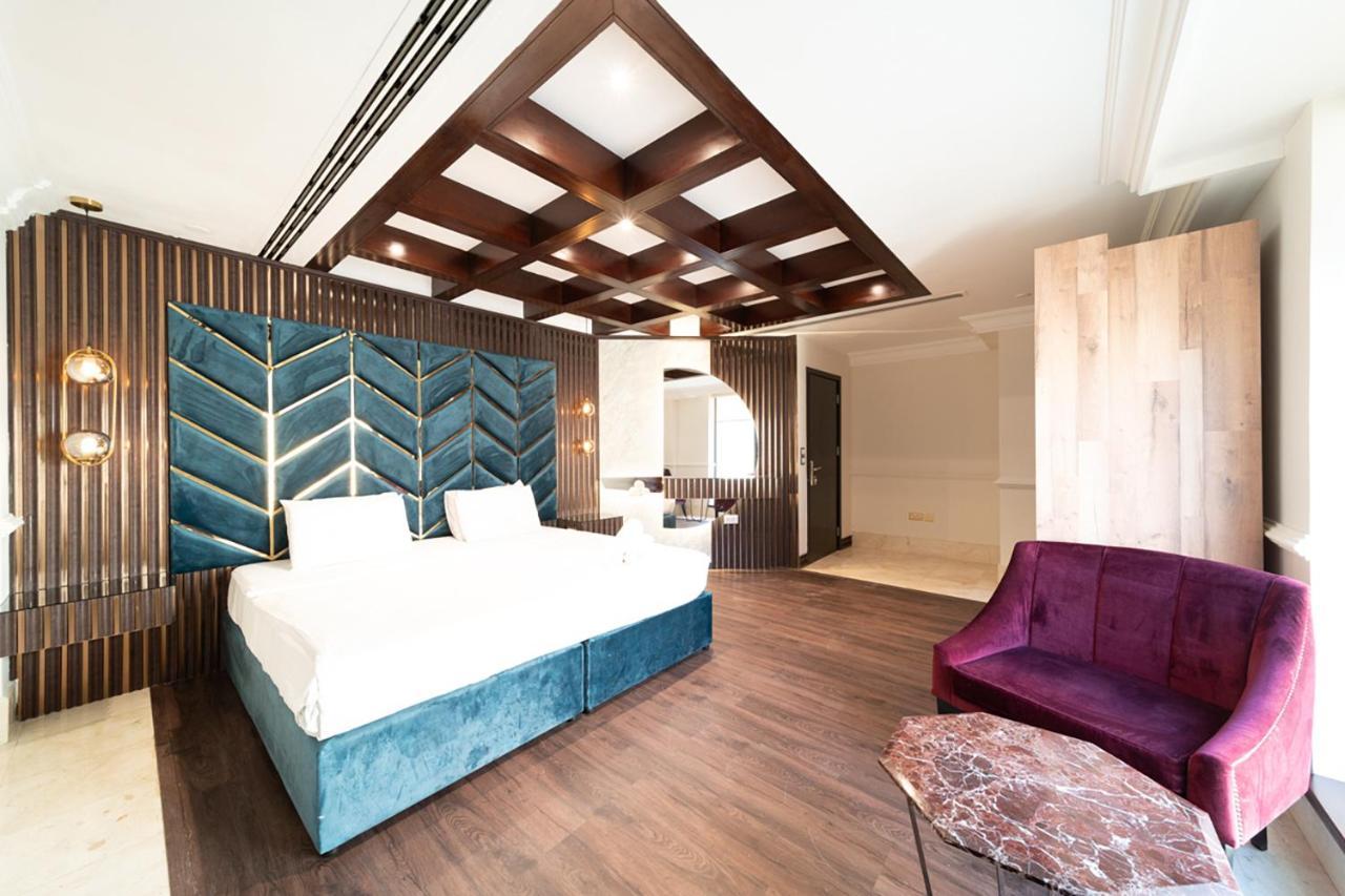 Jbr Luxury Penthouse With Private Pool