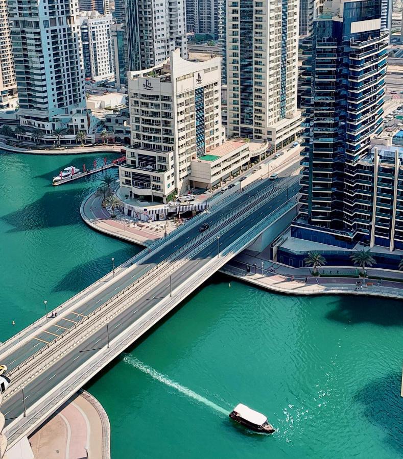 5 Star Beach Access Serviced Apartment: Marina Heart Apartment