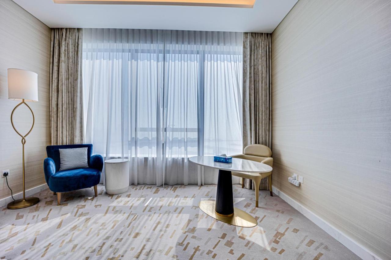 Luxury Sea View In The Palm Tower Apartment Dubai