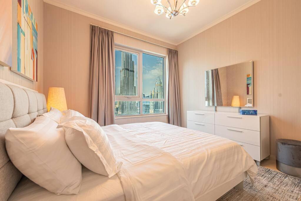 First Class 3br With Full Burj Khalifa And Fountain View Apartment