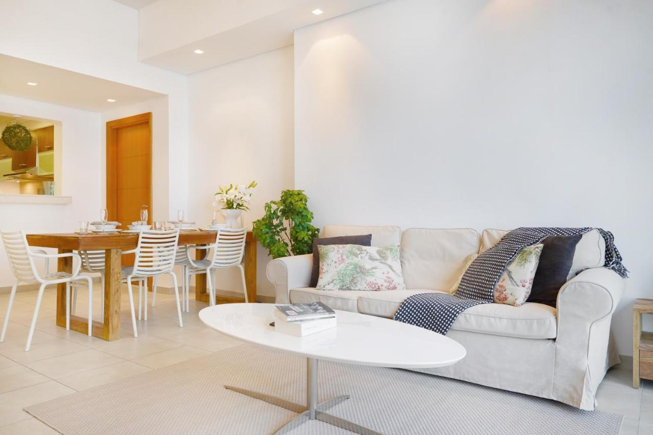 Maison Privee - Modern And Airy 2br In Palm Jumeirah Apartment