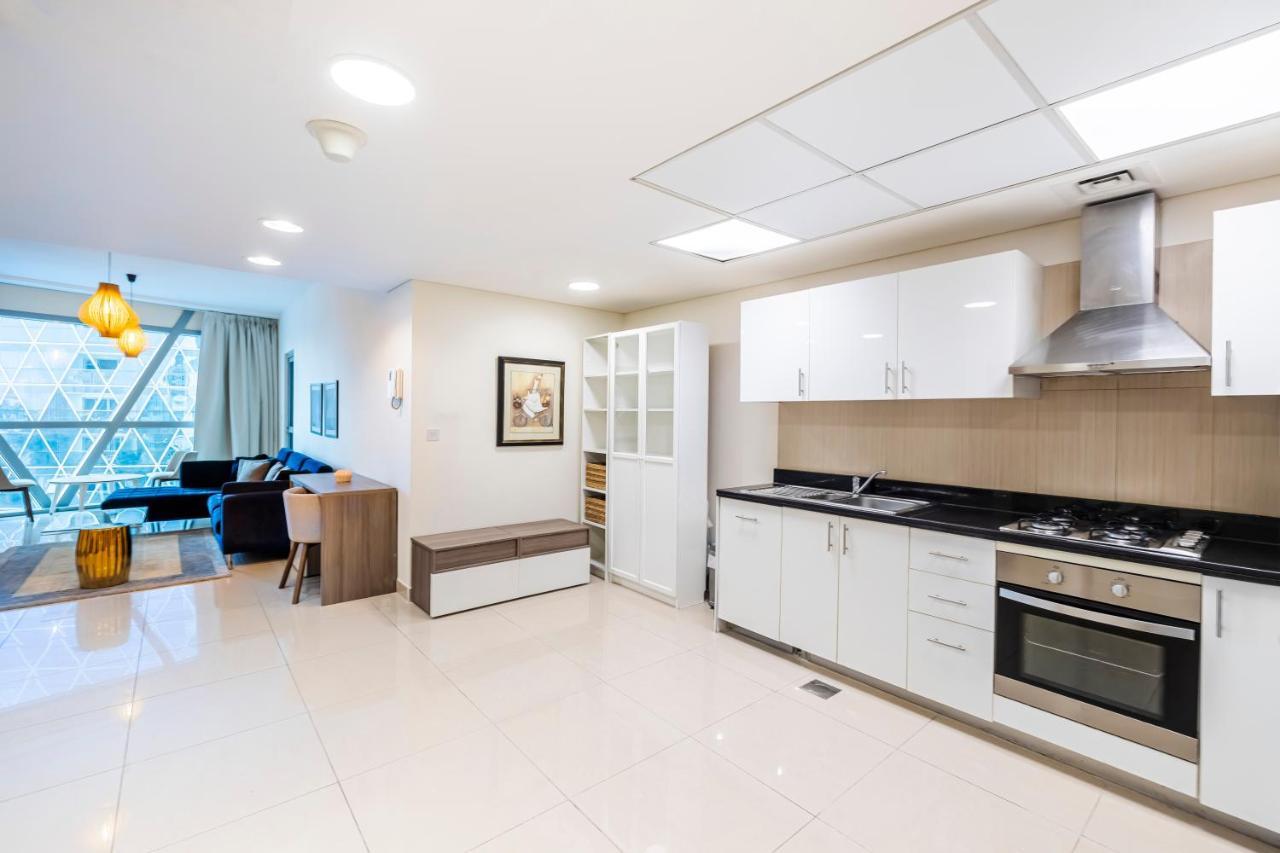 Apartment Spacious 1 Bed City View Park Tower Difc Dubai