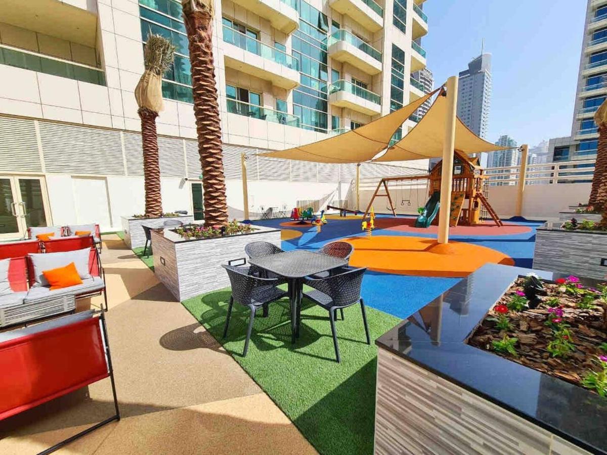 Apartment Lovely Eye & Sea View, 3 Mints To