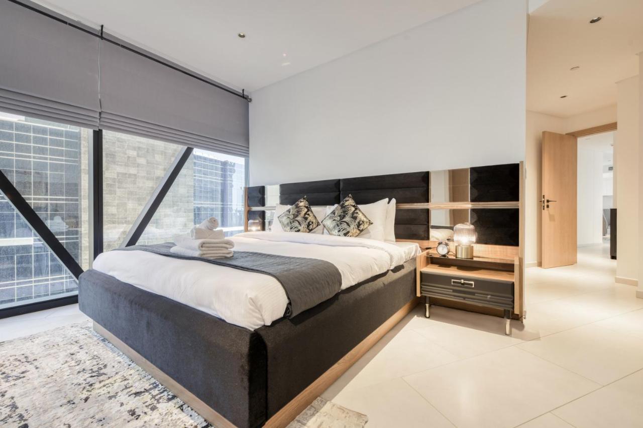 Maison Privee - Luxury, Spacious, Modern Near Burj Khalifa And Canal Apartment