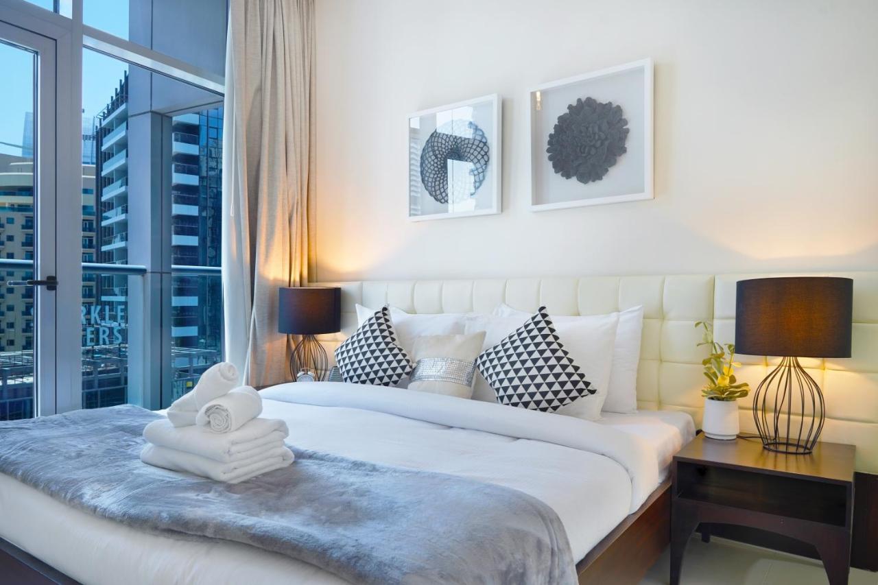 Maison Privee - Beautiful Chic W Full Marina Views Next To The Apartment Dubai