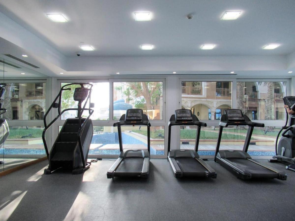 Maison Privee - Modern And Airy 2br In Palm Jumeirah Dubai