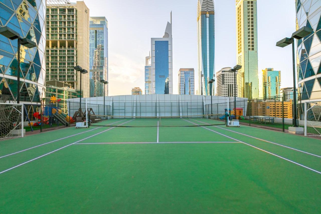 Spacious 1 Bed City View Park Tower Difc * Dubai