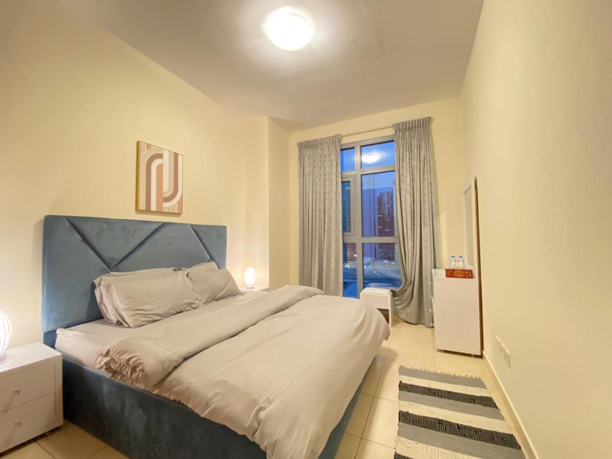 Marina 2 Bedroom Hall With Beautiful View Dubai