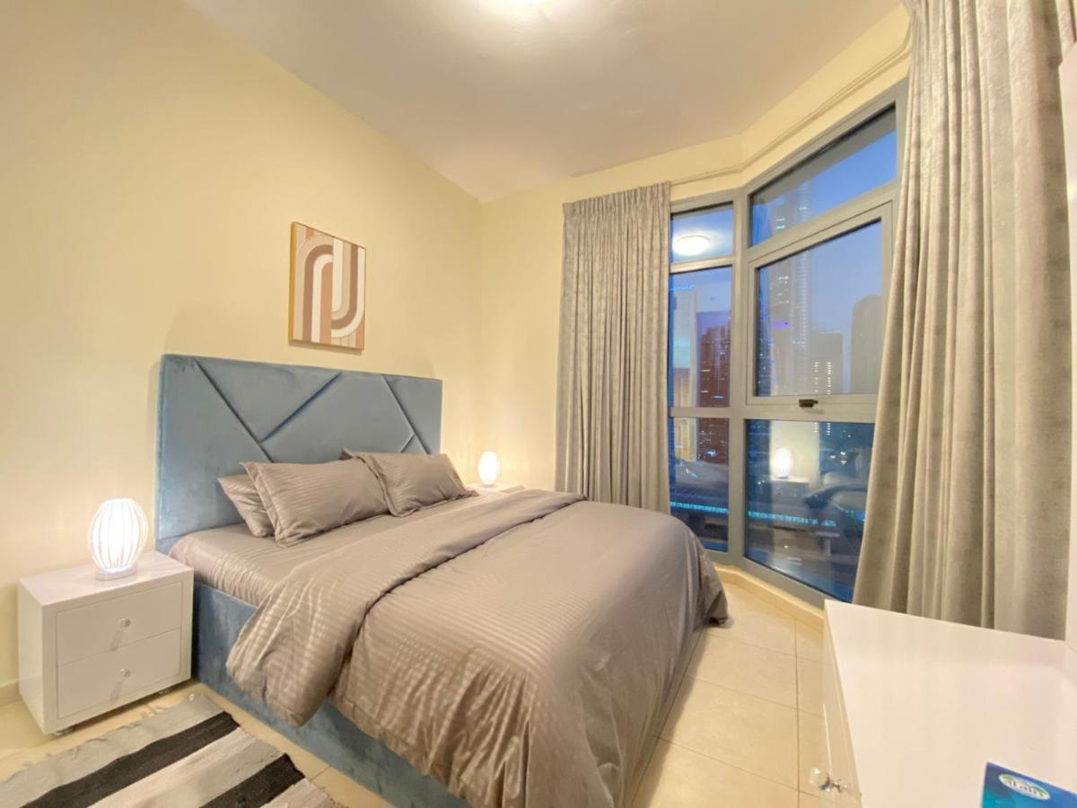 Marina 2 Bedroom Hall With Beautiful View Apartment Dubai
