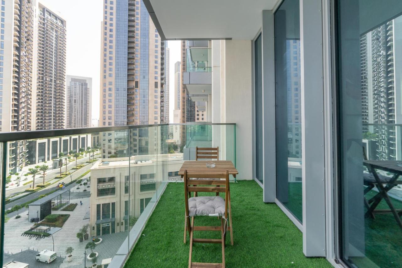 Lux The Grand Creek Harbor Views Apartment Dubai