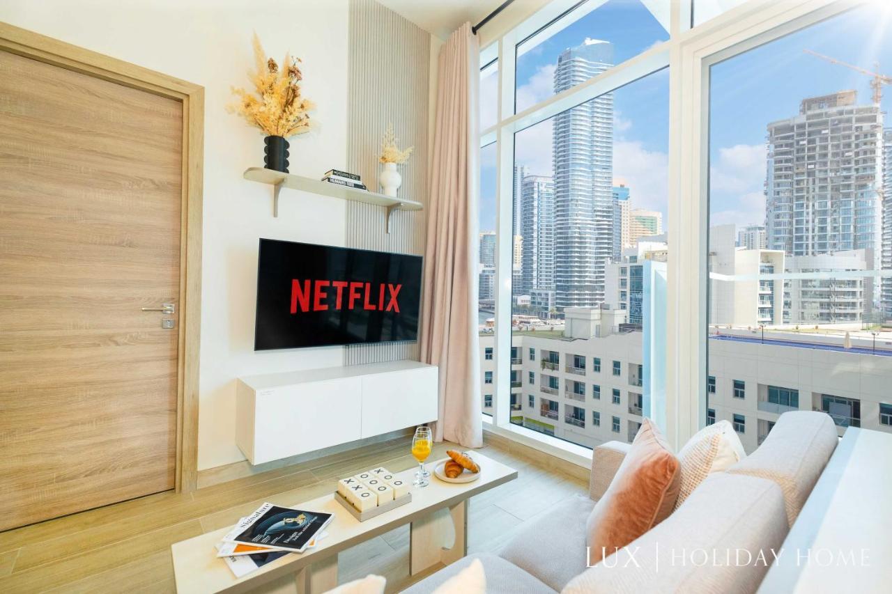 Lux The Modern Marina 2 Bed Apartment *