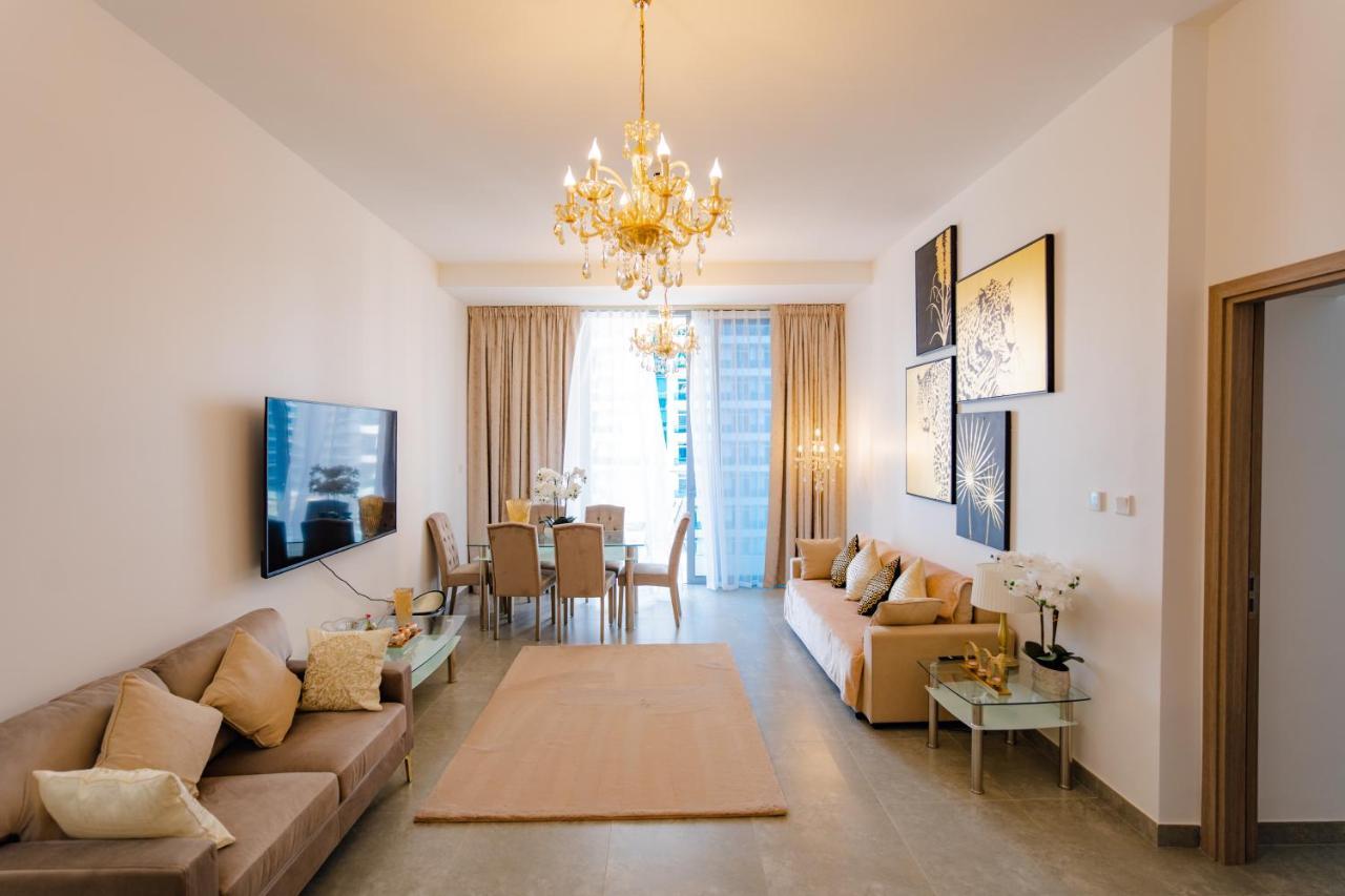 Stella Maris Marina Dubai