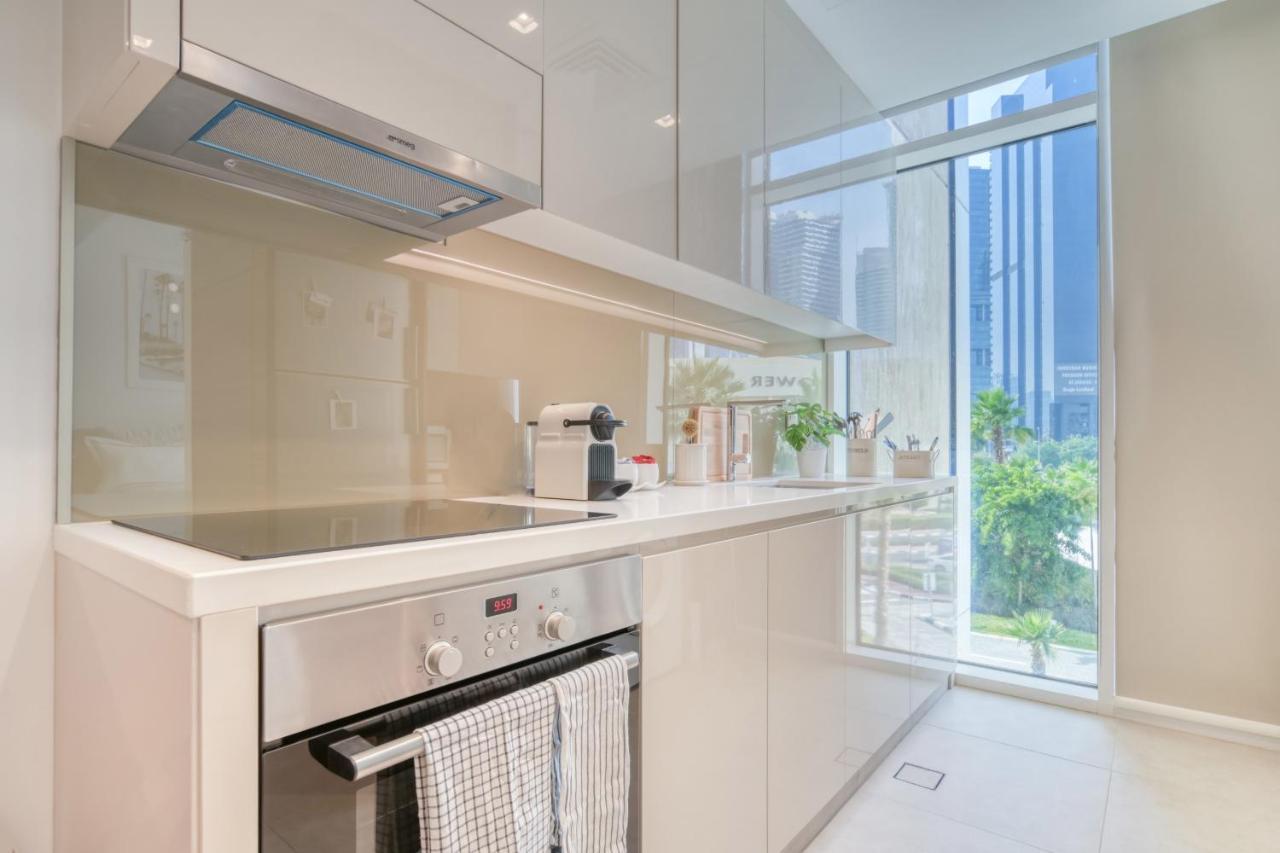 With Views, Jumeirah Towers - Mint