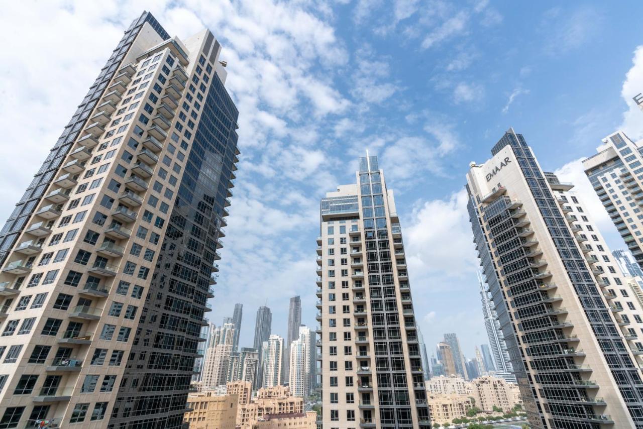 Ultimate / Downtown / Brand New / 5 Min Drive From Mall / Near Park Apartment Dubai
