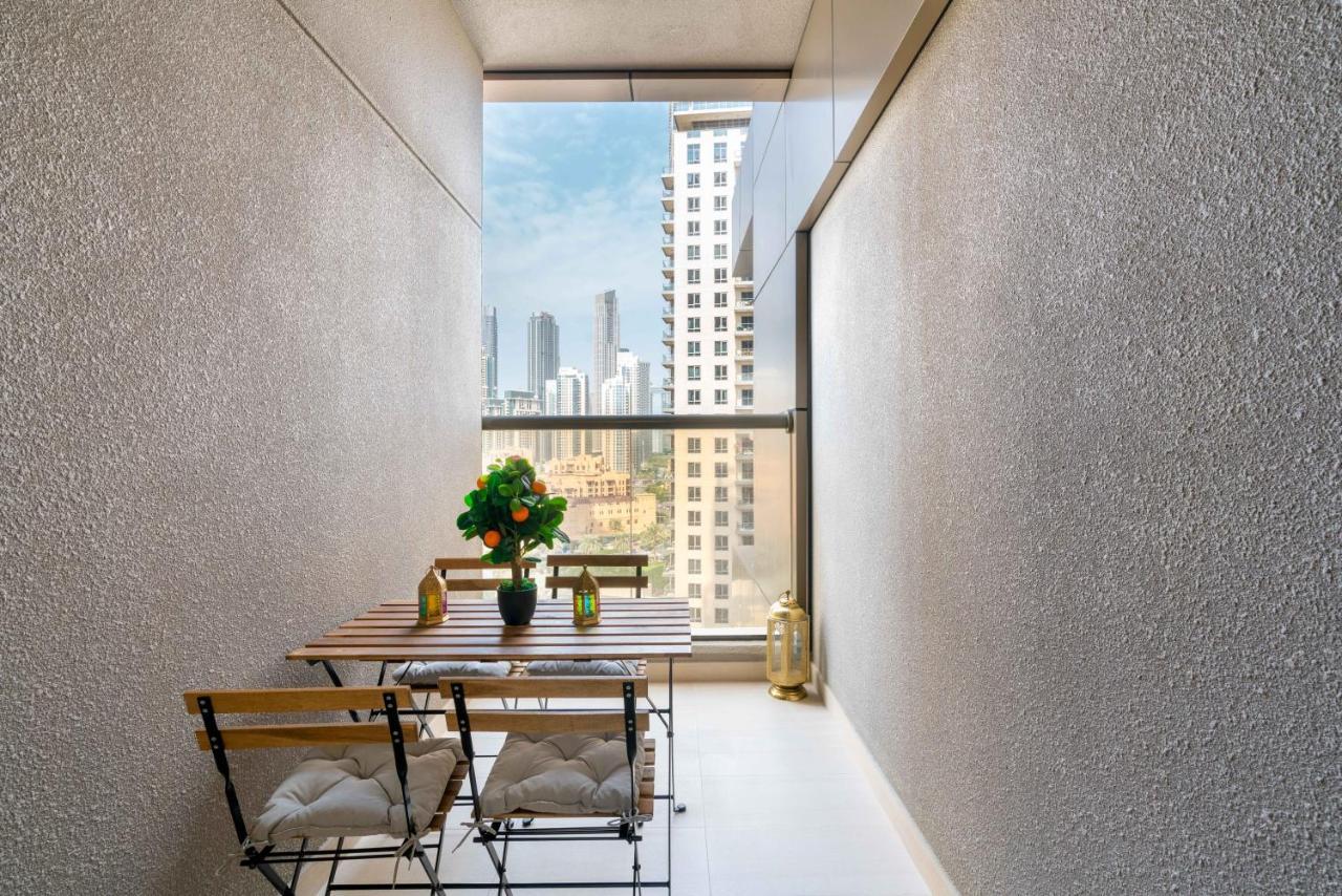Ultimate / Downtown / Brand New / 5 Min Drive From Mall / Near Park Dubai
