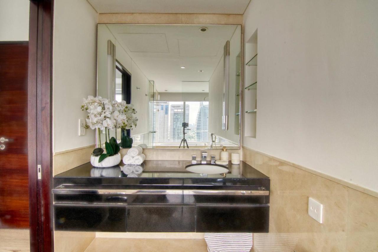 Welcome At The Address Marina 1br Apartment Dubai