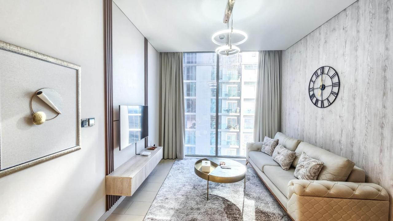 Apartment By Latinem 2br Holiday Cvr B1808 Near Burj Khalifa