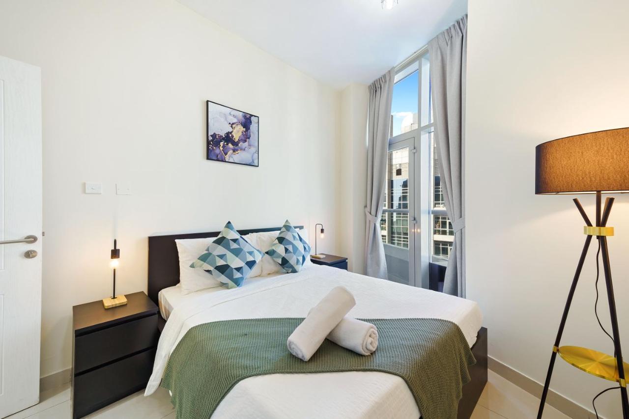 Impressive View 2br In Marina Walk2beach Apartment