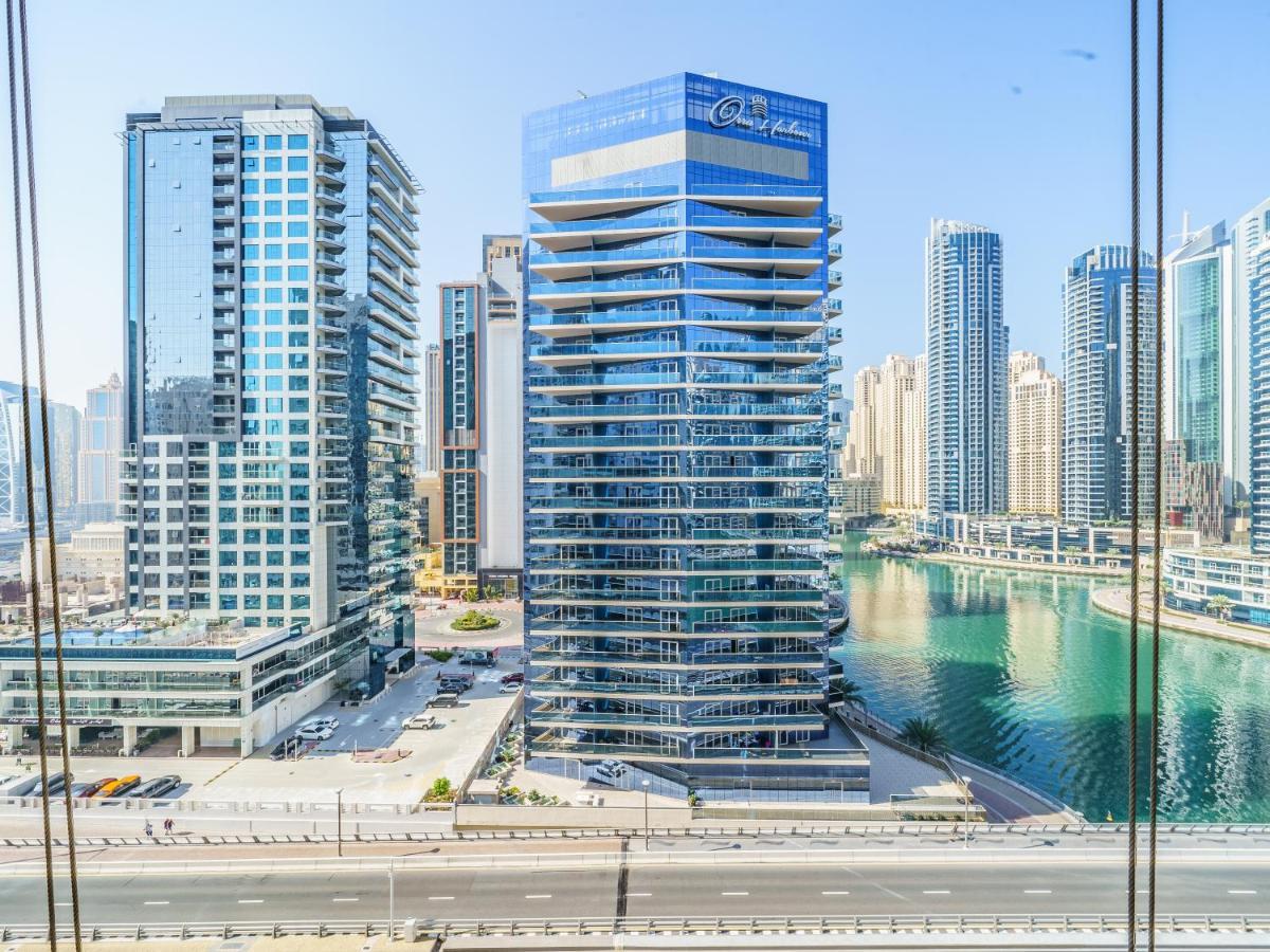 Apartment Sweeping Marina View Near The Metro Station