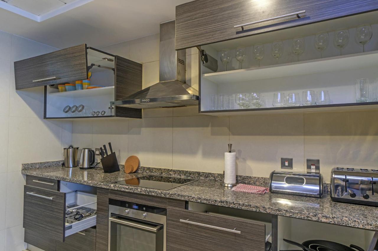 3bed Spectacular View In Marina Apartment