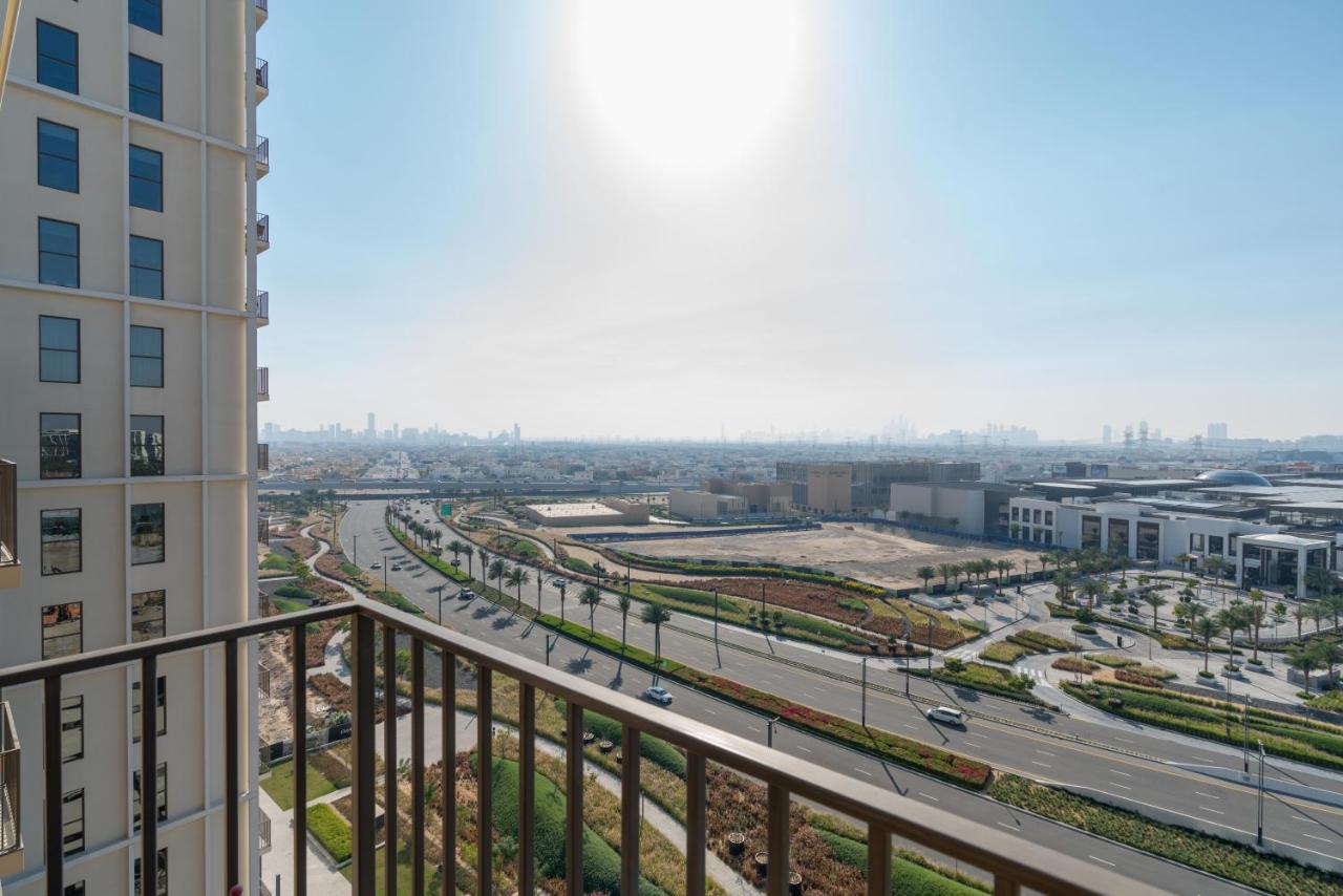 Lux Bnb Collective-1 -dubai Hills Apartment Dubai