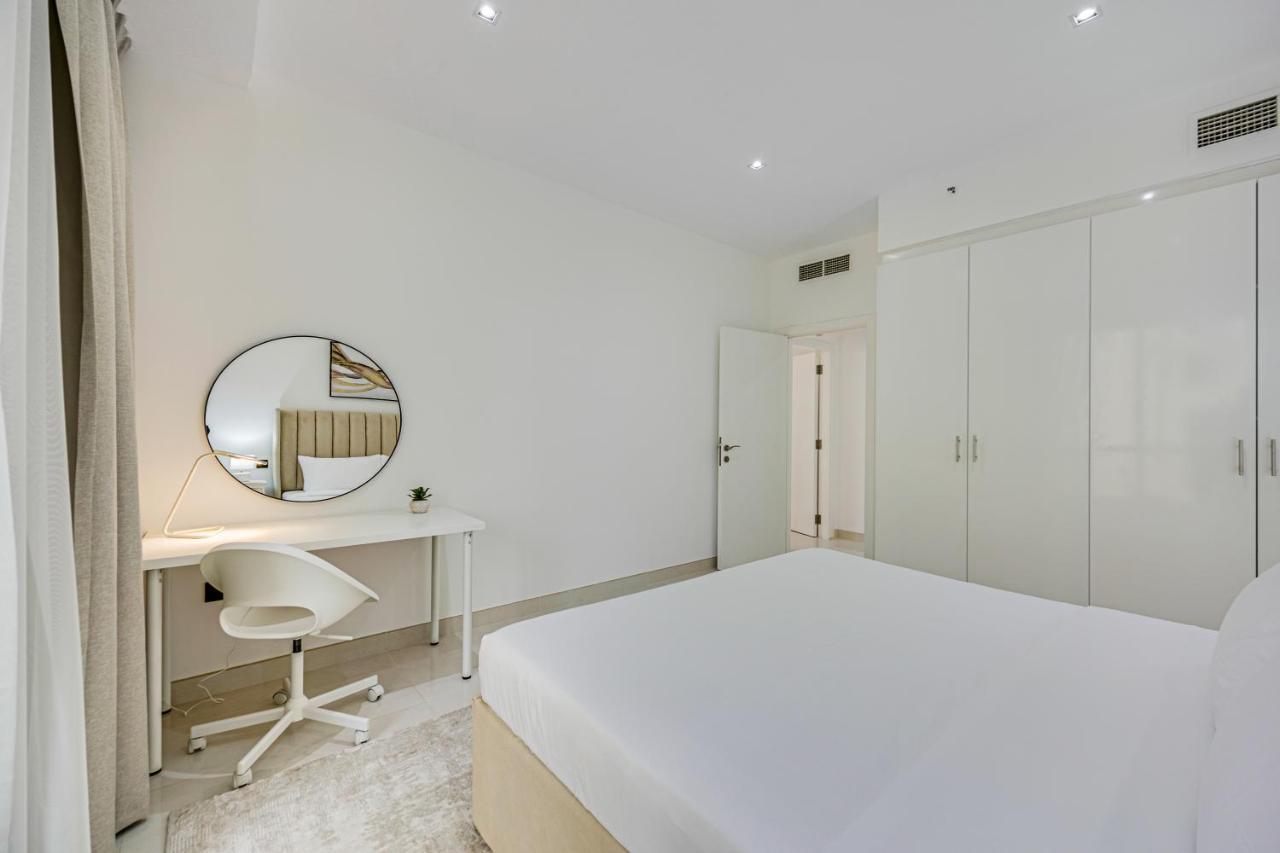 Partial Sea View 2 Bd In Jbr Murjan *