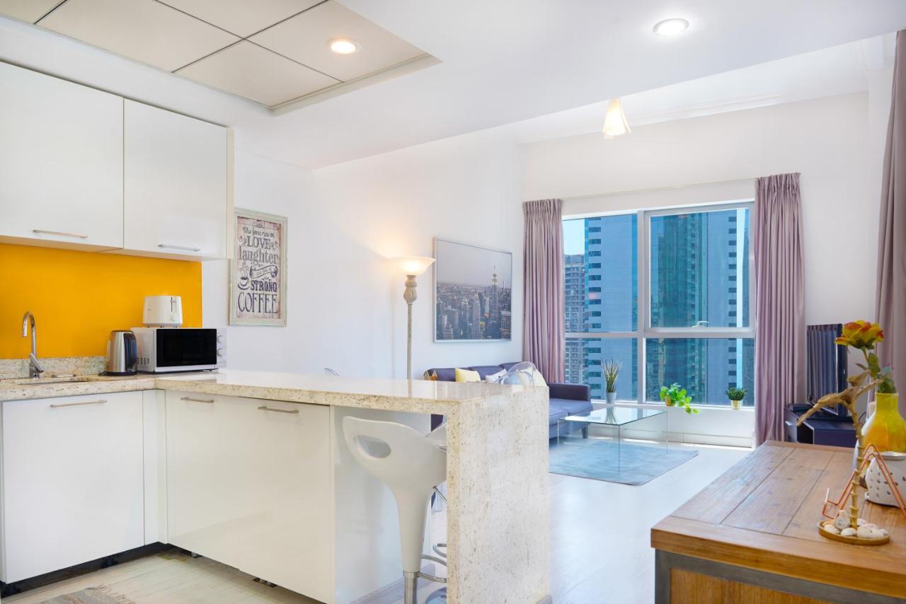 Maison Privee - Stunning Apartment With Dubai Marina View Apartment *