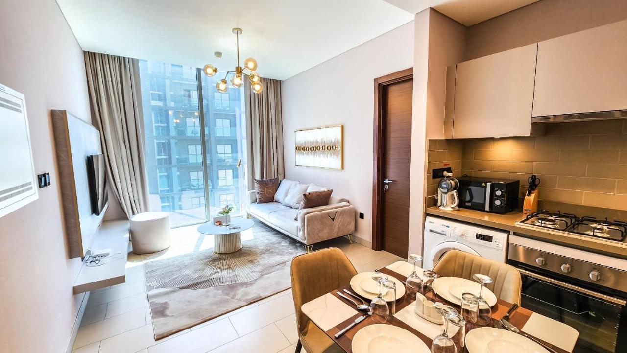Apartment By Latinem Luxury 2br Holiday Cvr B2208 Near Burj Khalifa Dubai